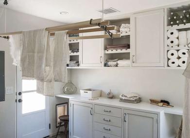 https://www.remodelista.com/ezoimgfmt/media.remodelista.com/wp-content/uploads/2015/03/fields/Amanda-Pays-Corbin-Bernsen-laundry-room-Remodelista_3-733x530.jpg?ezimgfmt=rs:392x283/rscb4