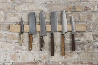 https://www.remodelista.com/ezoimgfmt/media.remodelista.com/wp-content/uploads/2015/03/fields/blenheim-forge-knifes-remodelista-4.jpg?ezimgfmt=rs:392x262/rscb4