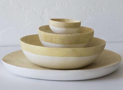10 Easy Pieces: Round Wood Trays - Remodelista