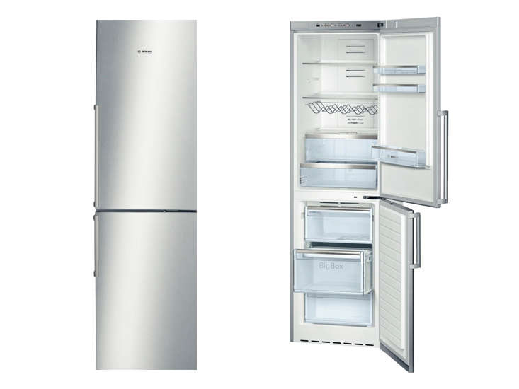 Tall narrow outlet fridge freezer