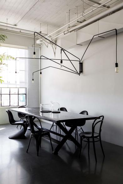 DIY: Black Beeswax Tapers for the Autumn Table - Remodelista