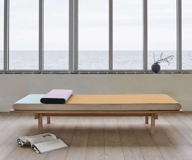 High/Low: A Trio of Scandinavian-Style Modern Daybeds - Remodelista