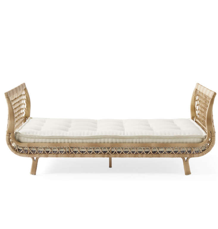 Cane outdoor online daybed