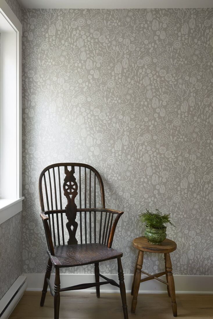 Aves Embroidered Wallpaper - Grey