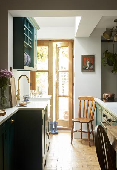 Steal This Look: A Small, Chic Kitchenette for a Creative Studio in SF -  Remodelista