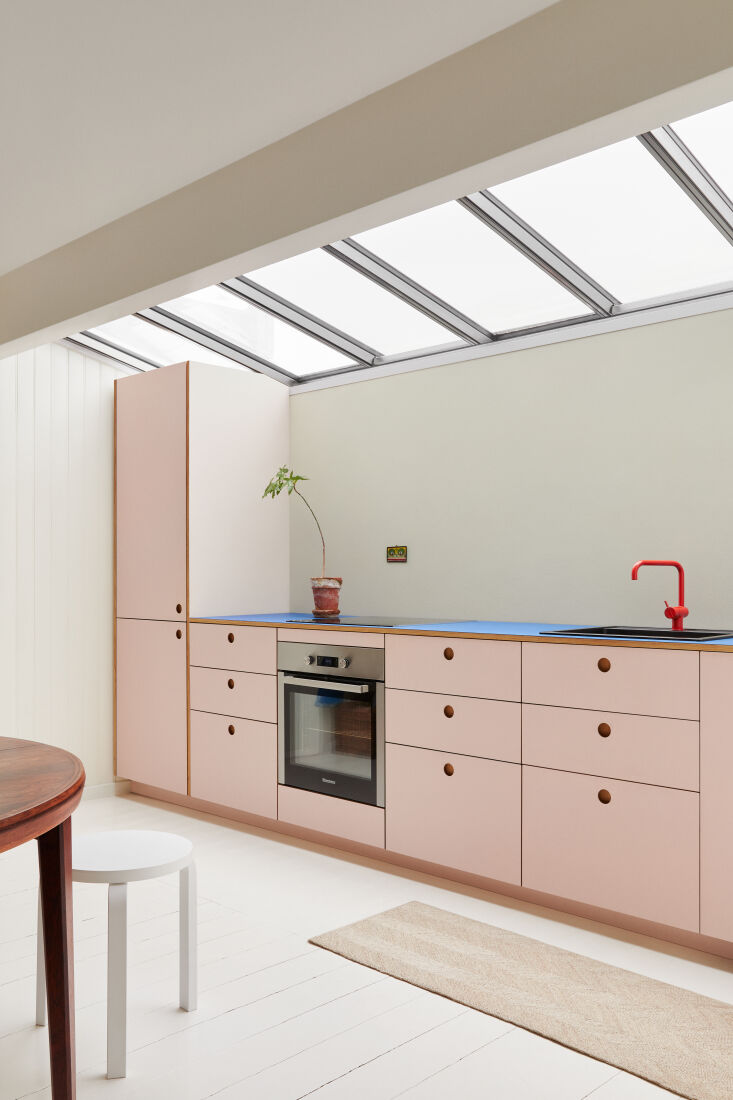 Reform kitchen cabinets online