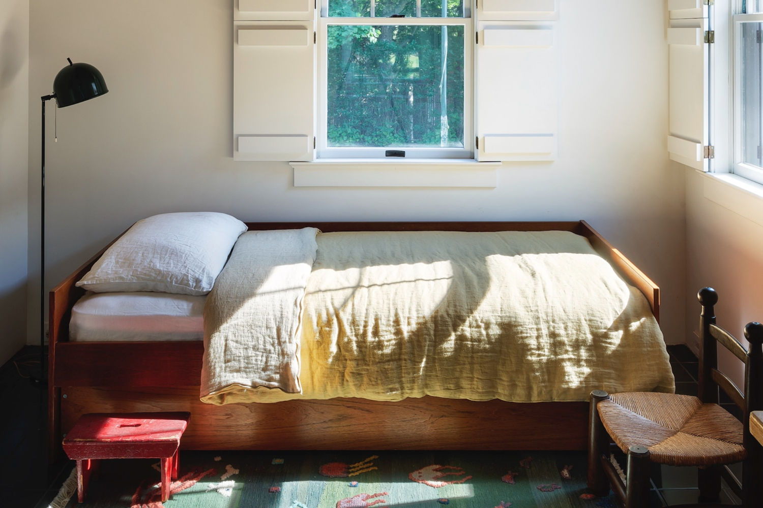 Steal This Look: A Camp-Style Kids' Room on Shelter Island - Remodelista