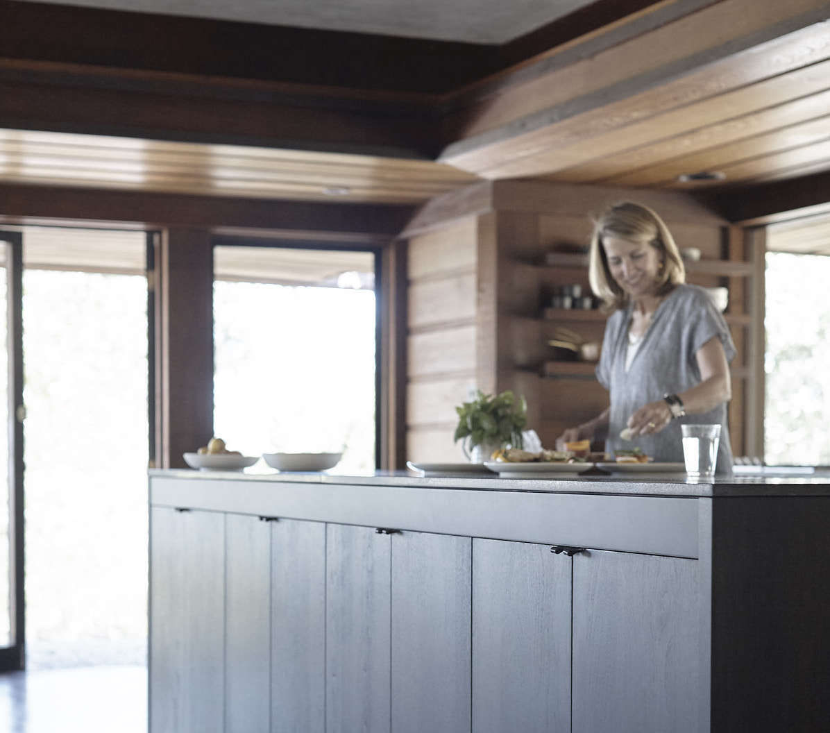 The Midcentury Petal House: Remodelista Co-Founder Janet Hall at Home in Napa - Remodelista