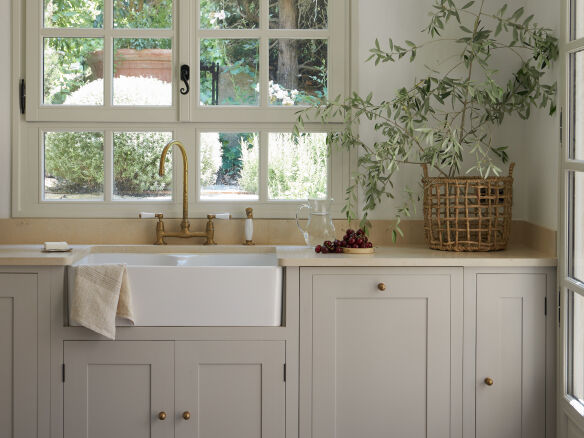 Steal This Look A Tranquil Kitchen on the French Riviera portrait 3