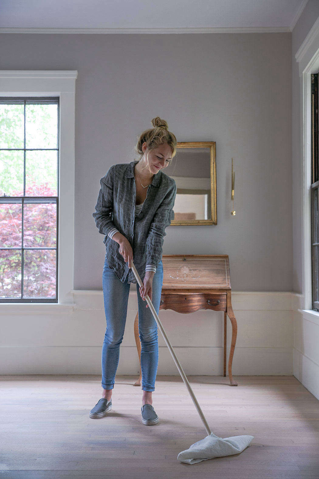 The Cuban Mop: The Near Perfect Cleaning Tool You've Never Heard of (and How to Use It) - Remodelista