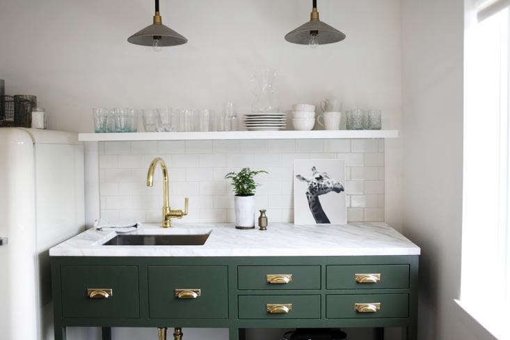 What to Know About Choosing the Right Size Kitchen Sink: Remodeling 101 - Remodelista