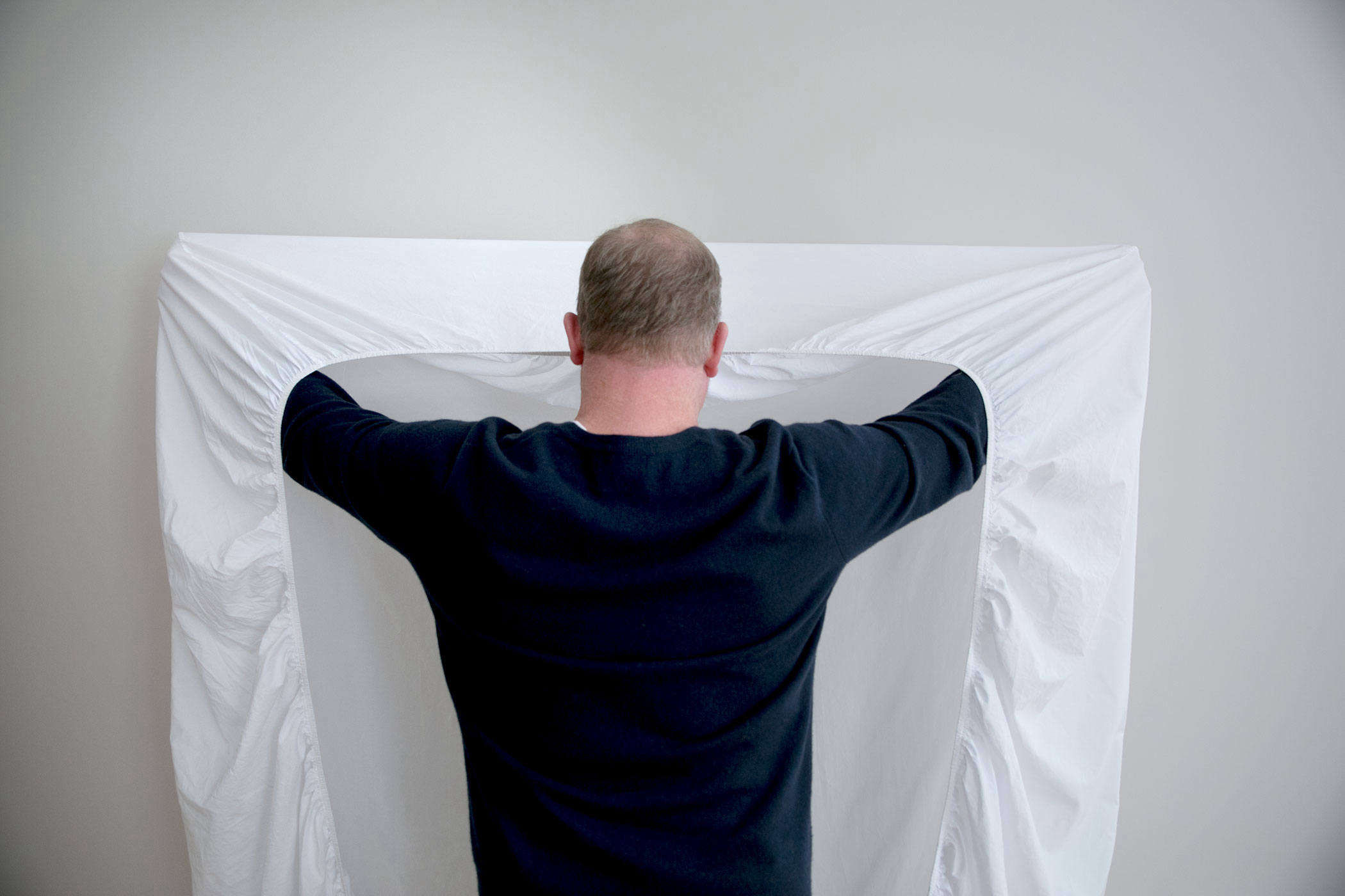 Expert Advice: How to Fold a Fitted Sheet, Step by Step - Remodelista