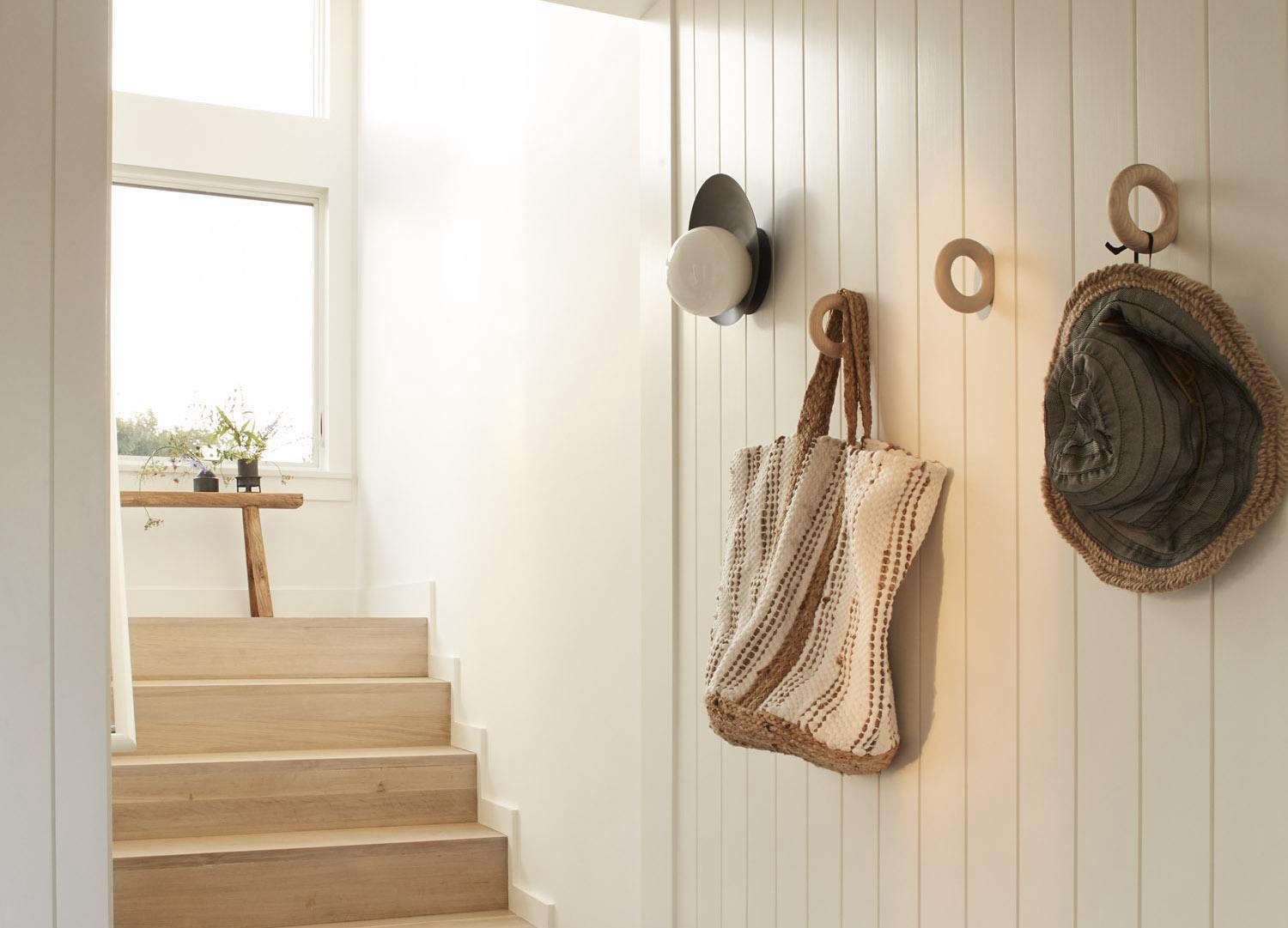 Steal This Look: A Beach-Ready Scandi Entryway - Remodelista