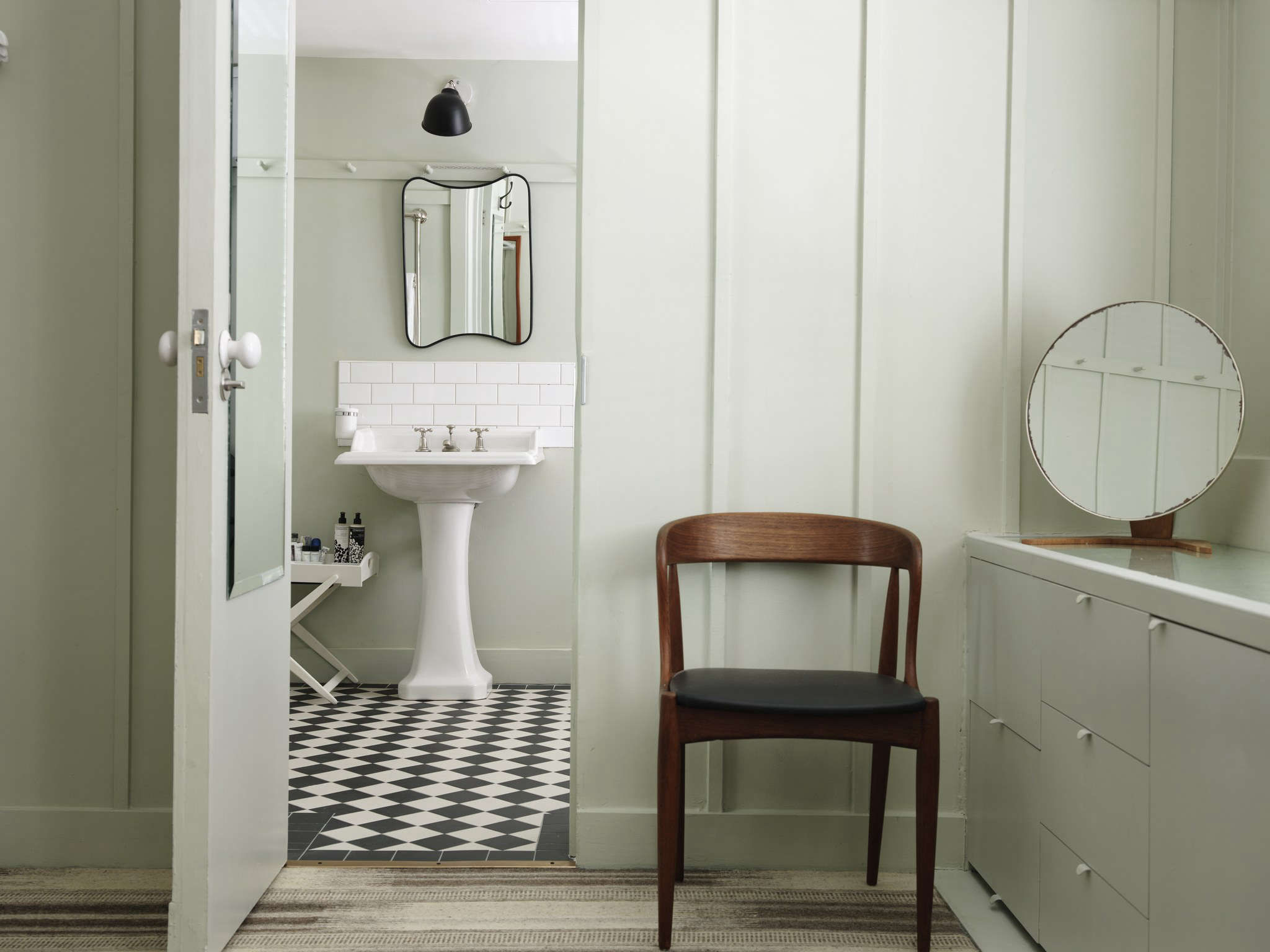 Steal This Look: The Baths at High Road House in London - Remodelista