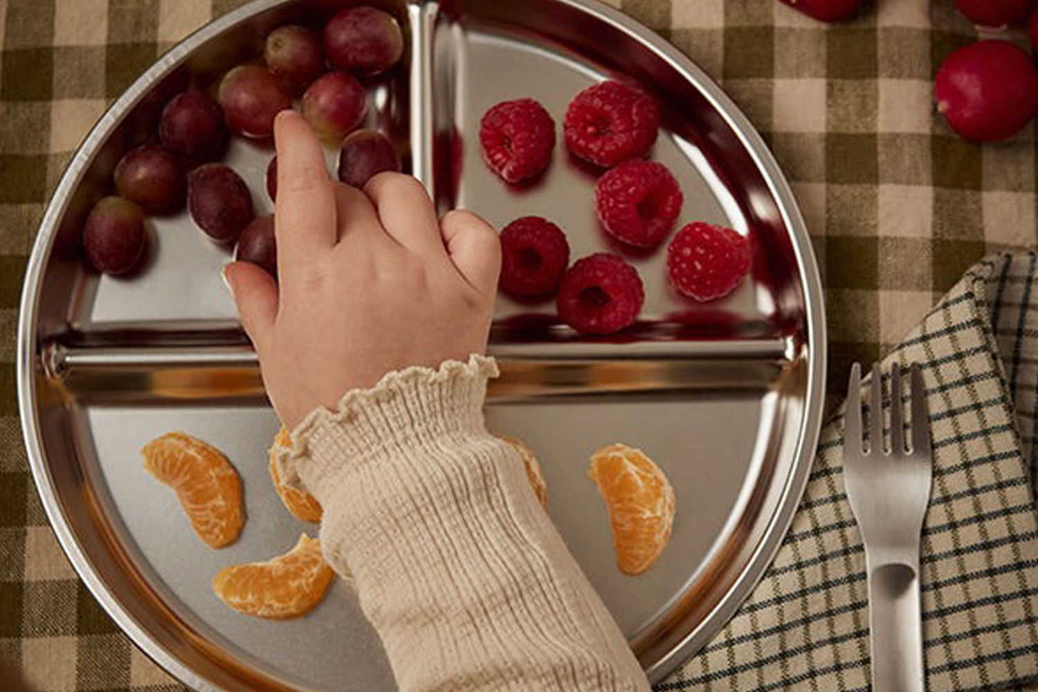 10 Easy Pieces: Divided Dinner Trays (for Adults and Children) - Remodelista