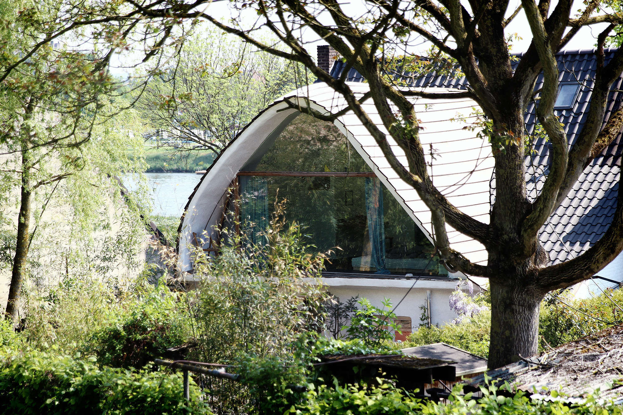 100 Percent Handmade: Valentin Loellmann’s Historic River House in Maastricht - Remodelista