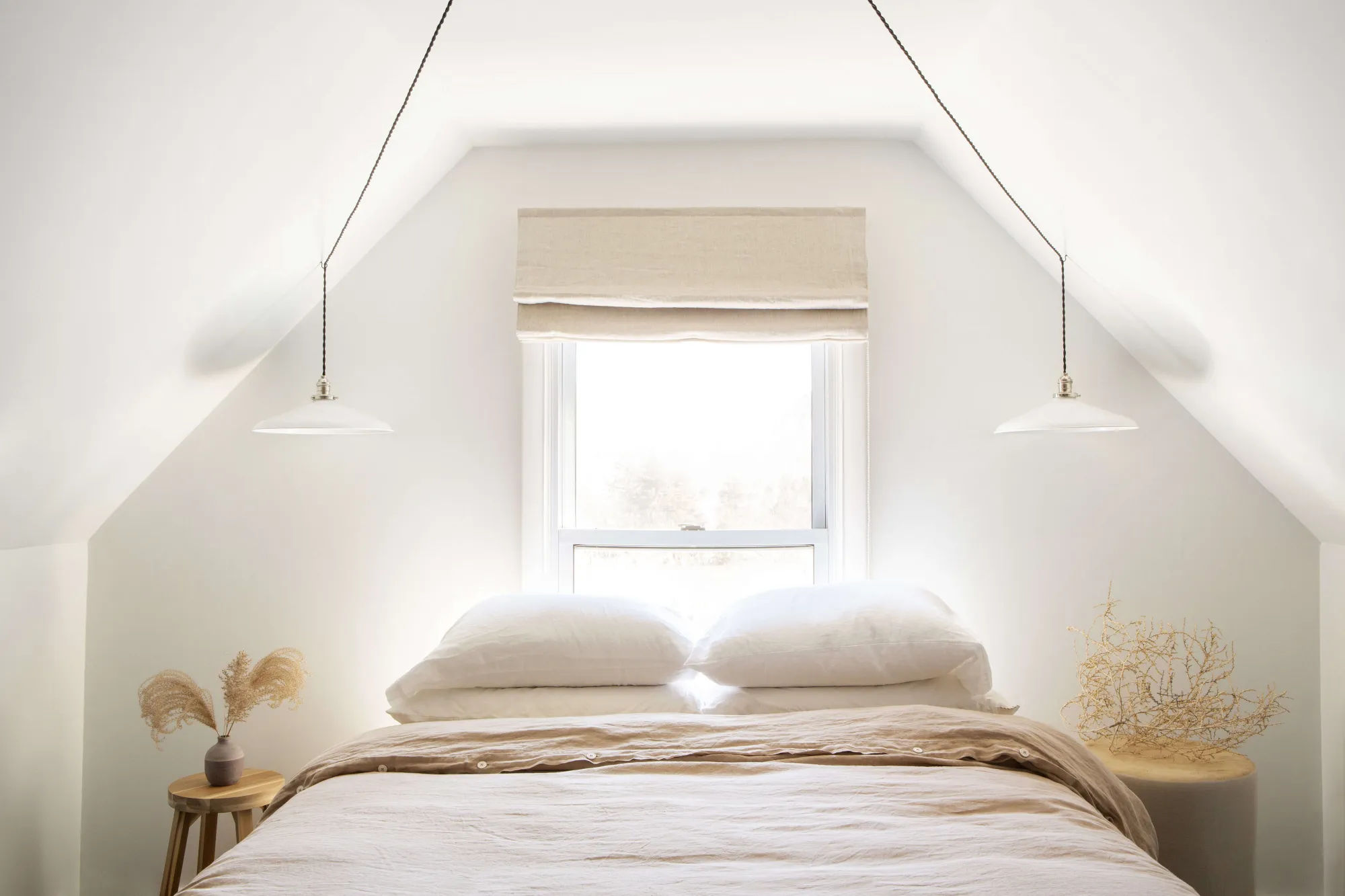 Before & After: An Airy Summer Bedroom in a Catskills Farmhouse, DIY Edition