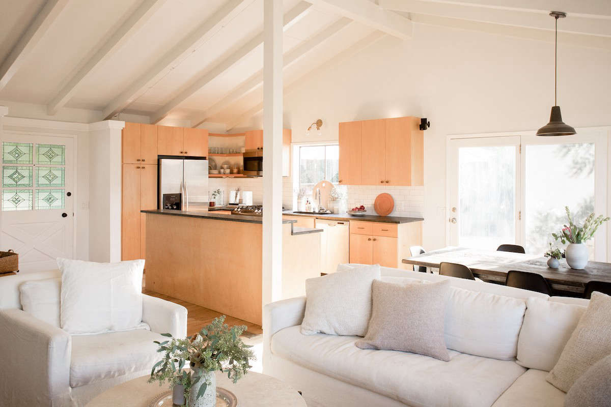 Light and Lofted Above LA: Jenni Kayne President Julia Hunter at Home - Remodelista