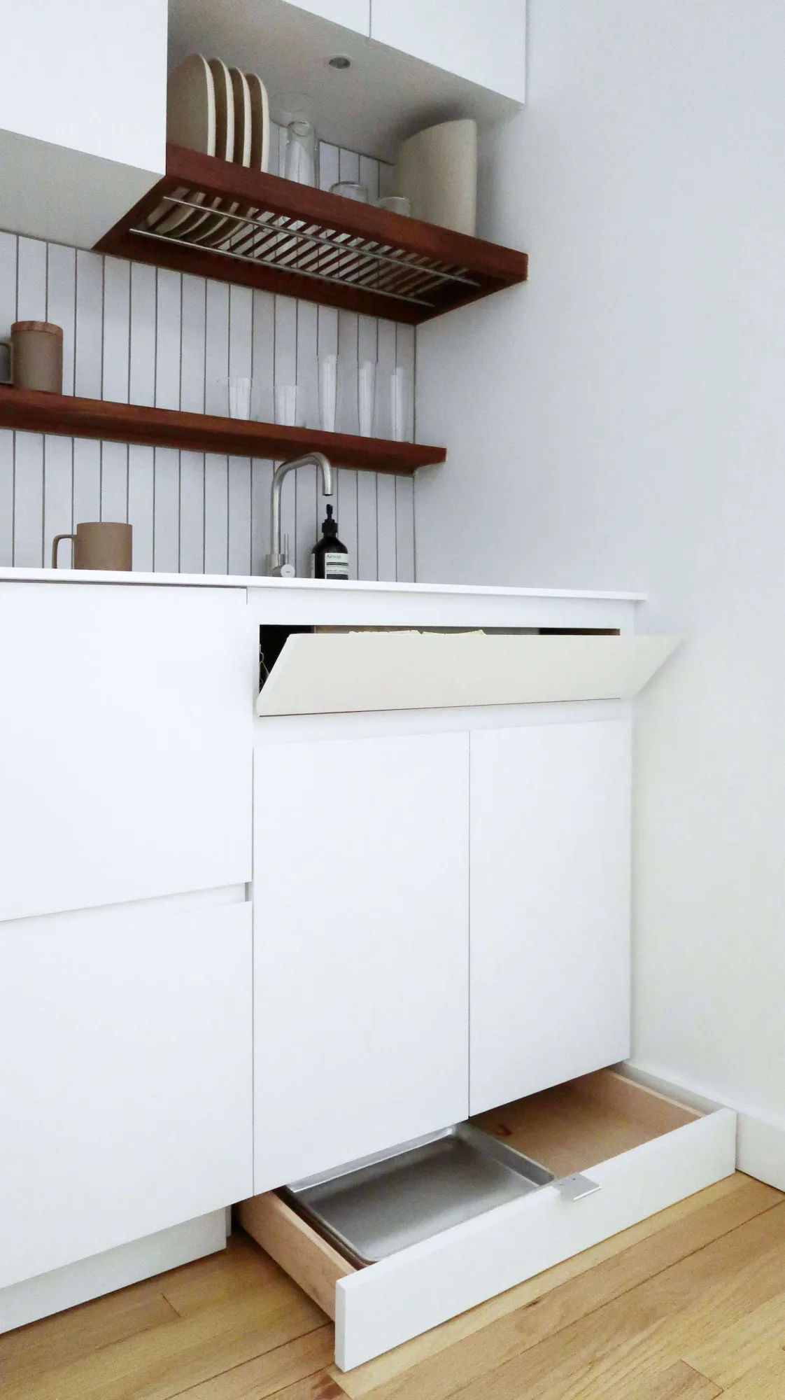 What to Know About Installing Kitchen Cabinets and Drawers: Remodeling 101  - Remodelista