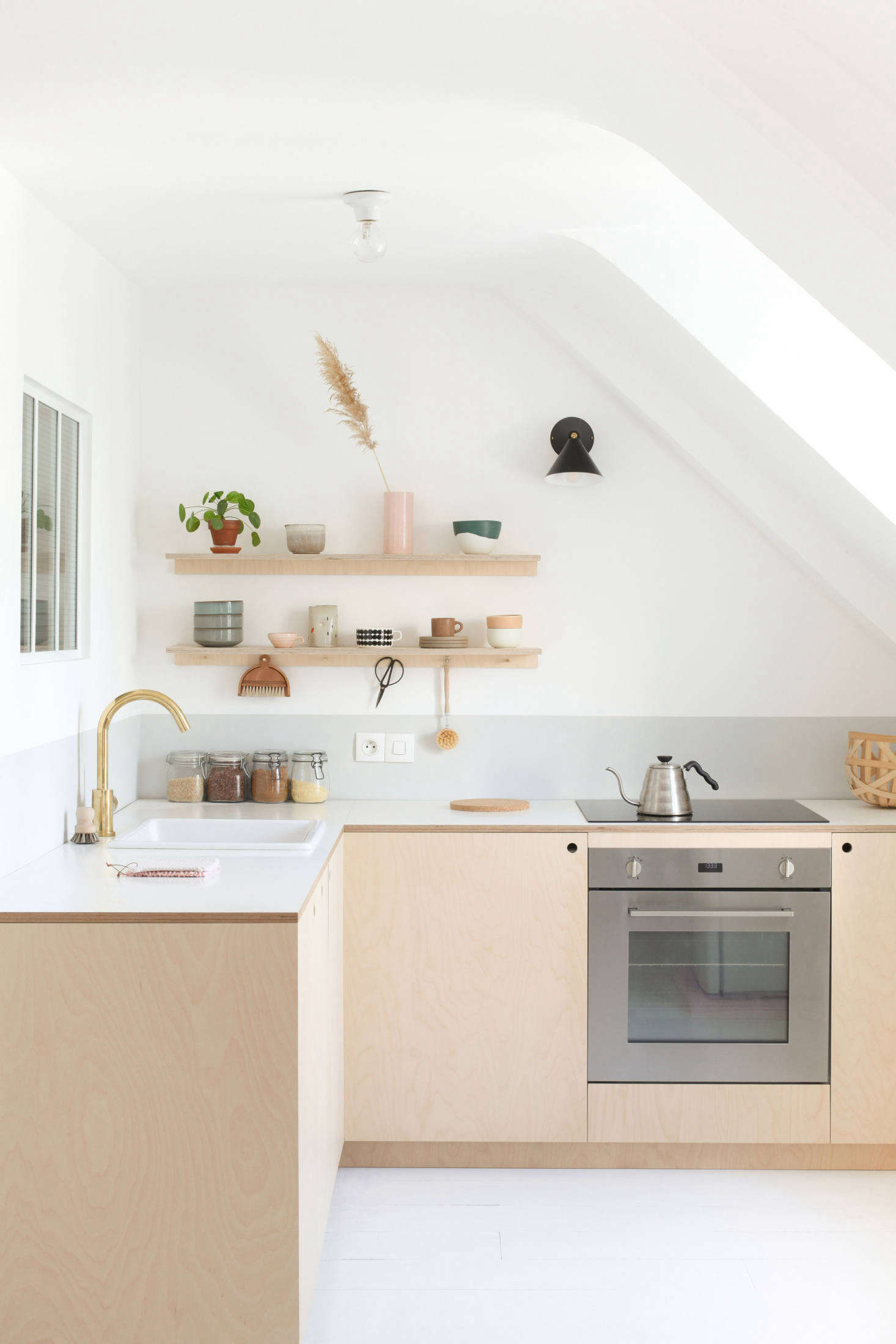 12 Induction Cookers in Classic to Ultra-Modern Kitchens - Remodelista