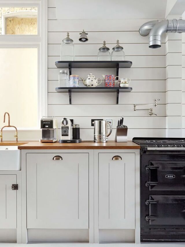 Shiplap Wood Paneling In A Classic English Kitchen Remodel Web Story 