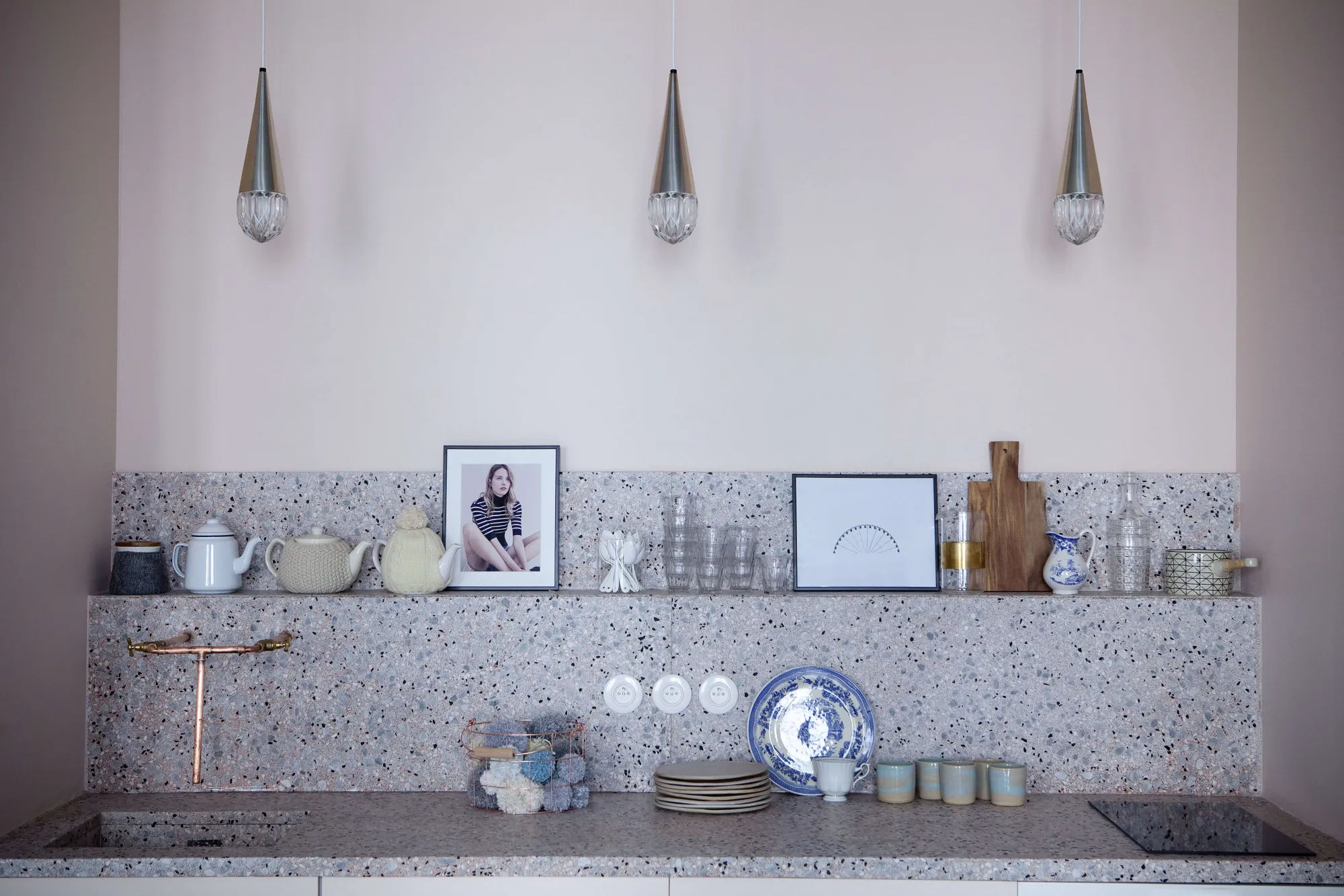 StealThisLook:APastelPinkParisKitchen,Small-SpaceEdition-Remodelista