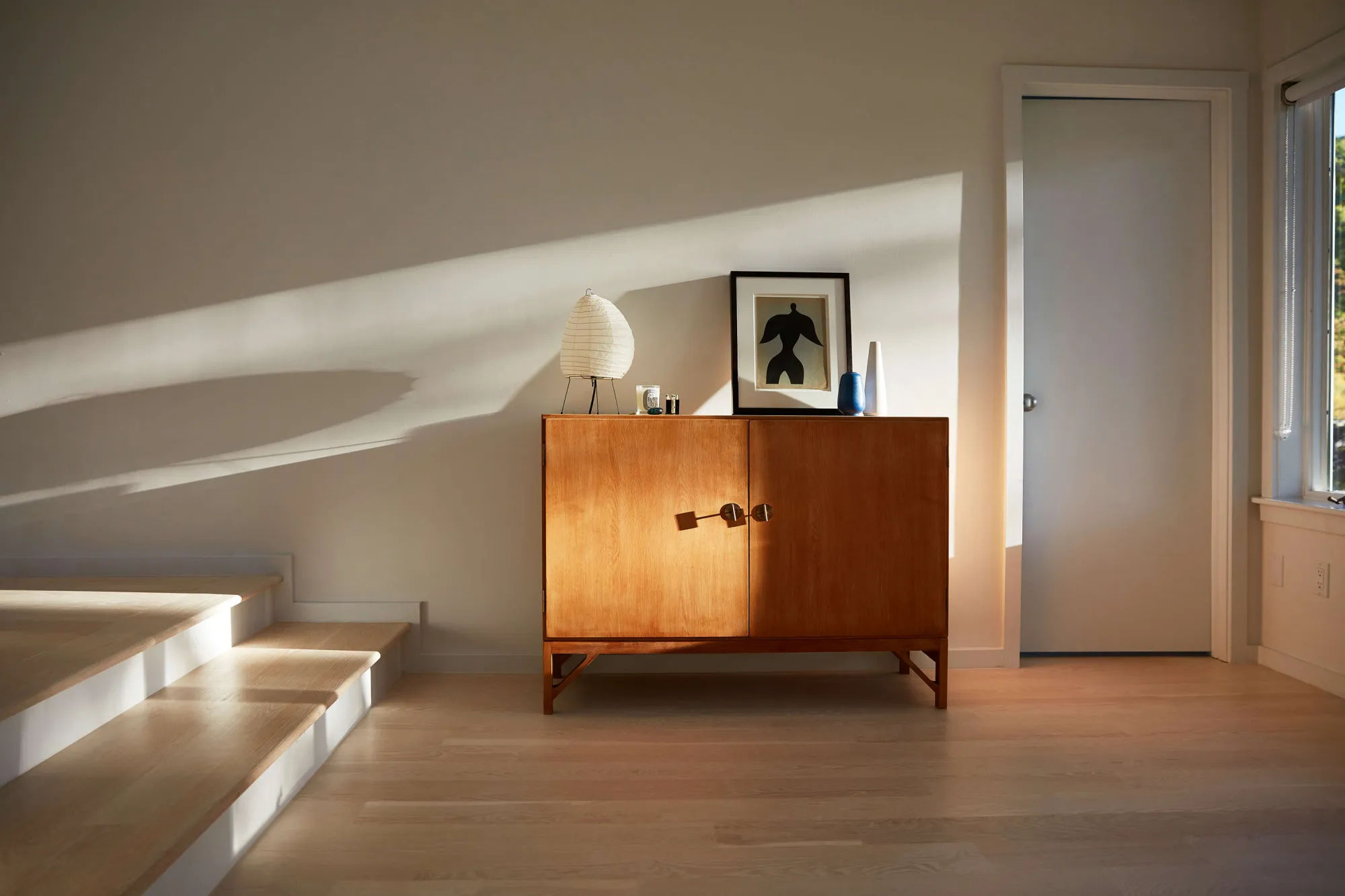 DIYEssentialOilsintheHome:MakeaNaturalWoodPolish-Remodelista