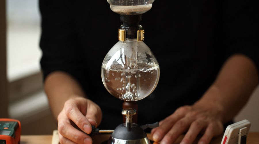 5 Favorites: Siphon Coffee Brewers for the Cogniscenti - Remodelista