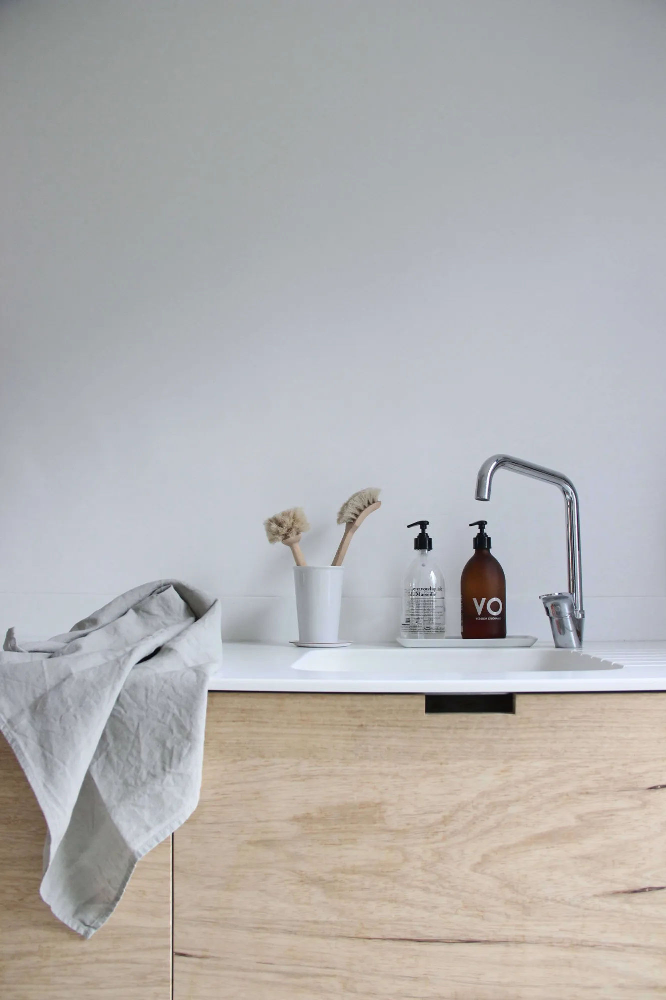 CutoutKitchenCabinetPulls:17FavoritesfromtheRemodelistaArchives-Remodelista