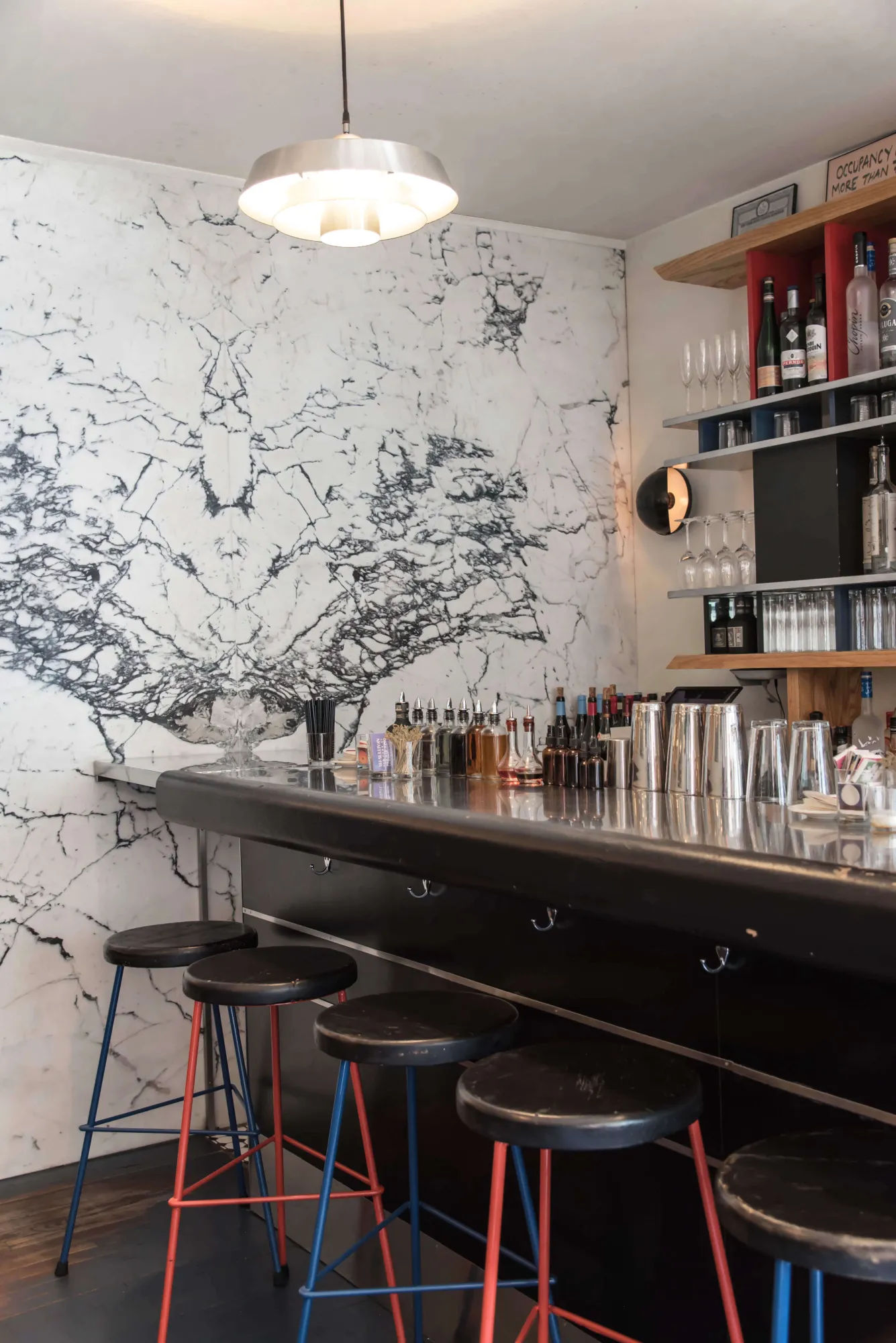 FrenchGlamonaBudget:15IdeastoStealfromMimi,NewYork'sSexiestBistro-Remodelista