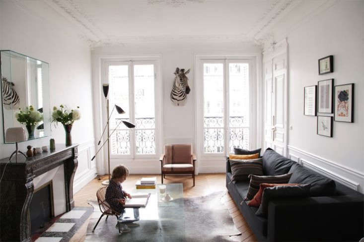 TheSmallableApartment:AtHomewithaParisianShopkeeper-Remodelista