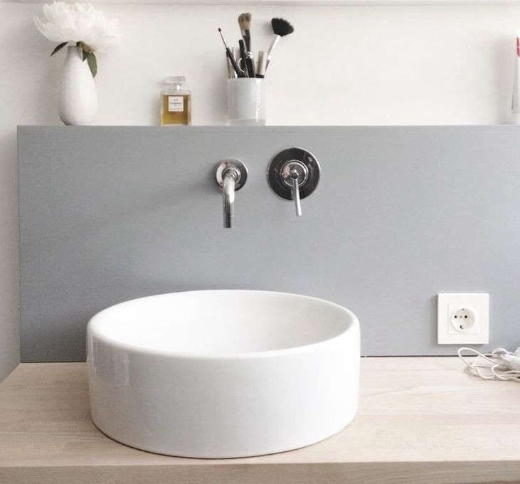 TheBudgetBathroom:8FavoriteAccessoriesforUnder$30-Remodelista