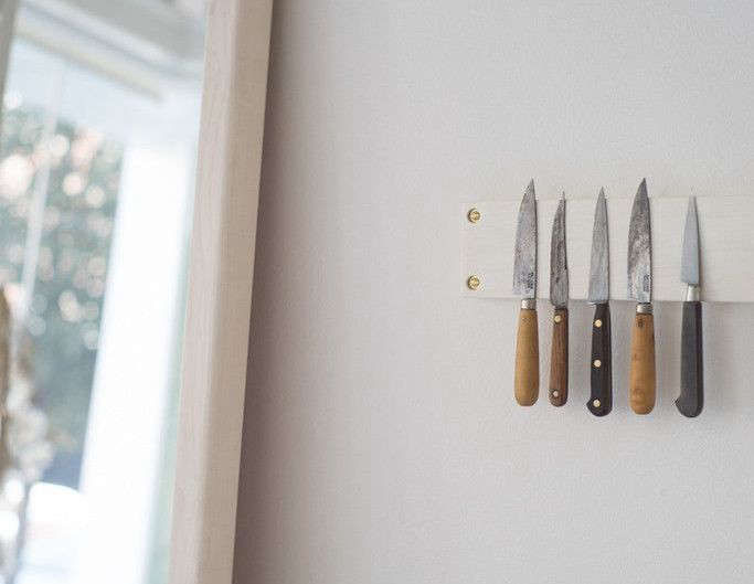 6StylishWoodKnifeRacksfortheKitchen-Remodelista