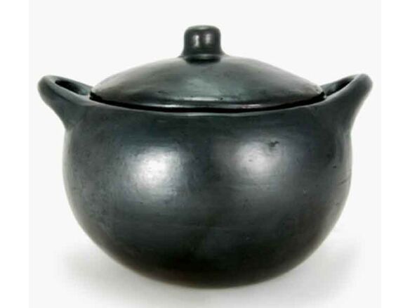 Bram of Sonoma the only US shop specializing in clay cookware