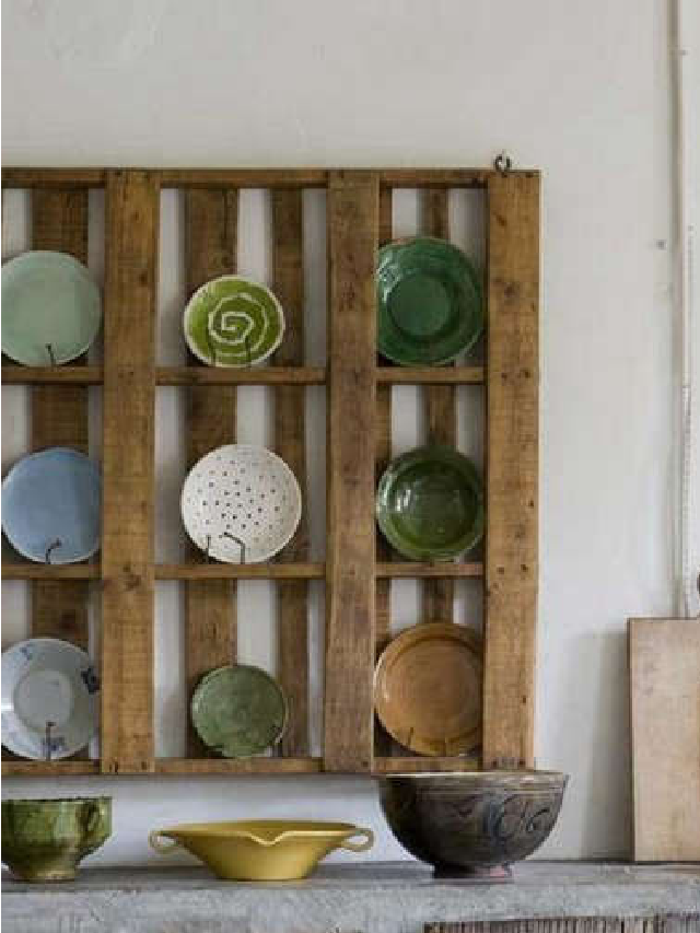 https://www.remodelista.com/wp-content/uploads/2023/12/10-Easy-Pieces-Wall-Mounted-Plate-Racks-Remodelista-Web-Story.jpeg