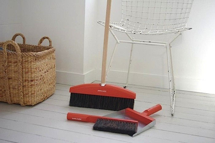 10EasyPieces:Design-WorthyDustpans-Remodelista