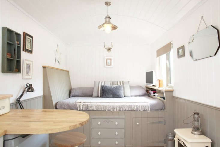 UKGetaway:TheShepherd'sHutforTwo-Remodelista