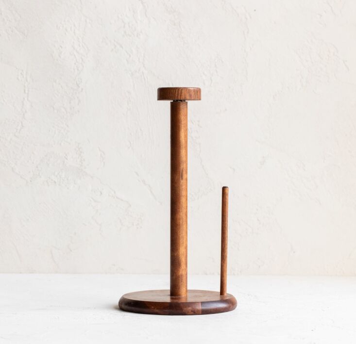 https://www.remodelista.com/wp-content/uploads/2023/12/vintage-wood-paper-towel-holder-hoppe-shoppe-portland-or-1-733x709.jpg?ezimgfmt=rs:392x379/rscb4