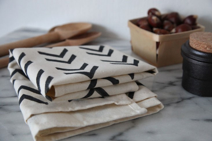 DIYBlockPrinting:TheCustomizedTeaTowelandMore-Remodelista