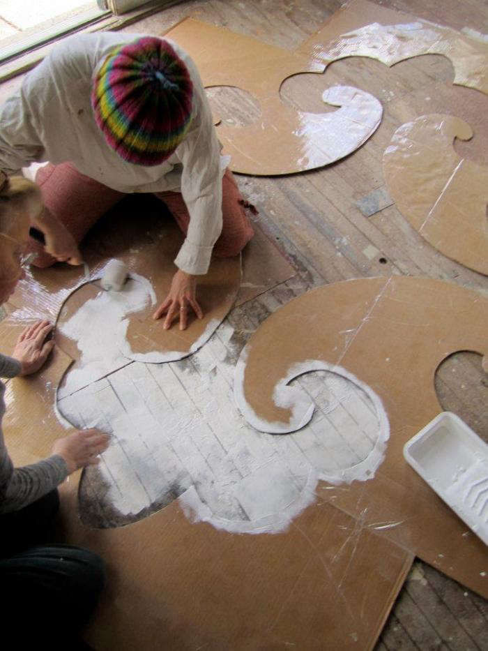 DIY:DramaticFloorStencils-Remodelista