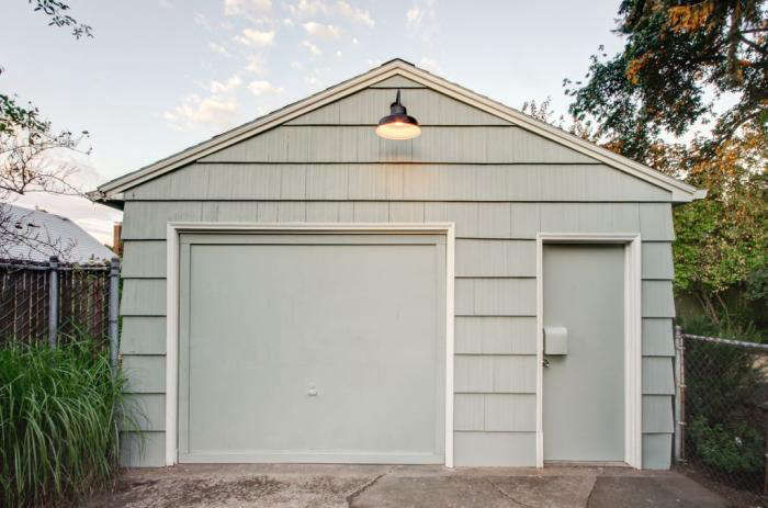 RehabDiaries:AGarageTurnedStudioWorkshopinPortland,OR-Remodelista