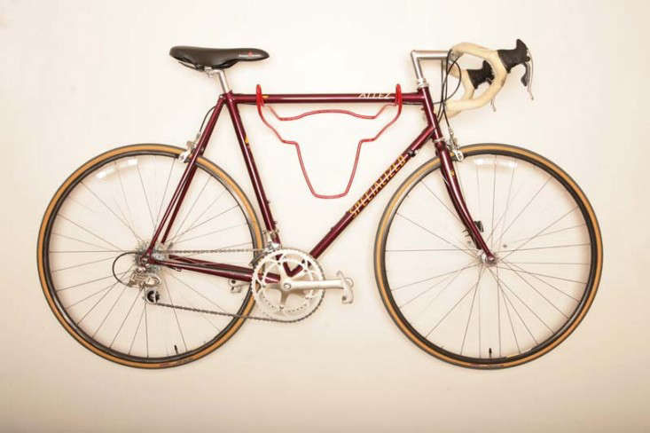 AnEntryway-WorthyBikeRack-Remodelista