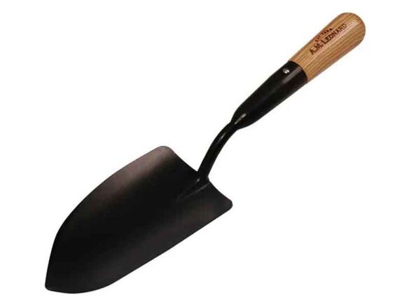 a.m. leonard hand trowel 8