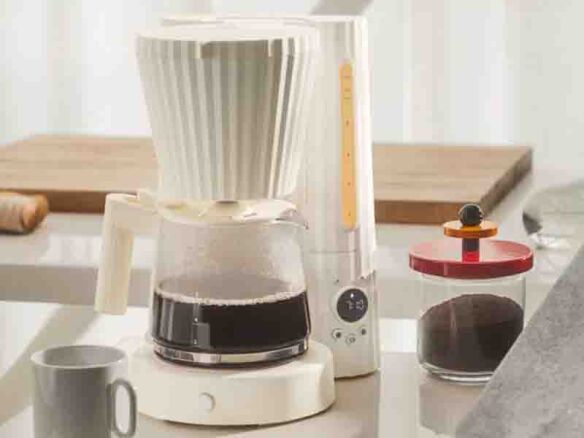 plisse drip coffee maker 11