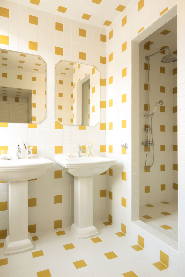 two trends we&#8\2\17;re noting? a fully tiled bath—walls, ceiling,  30