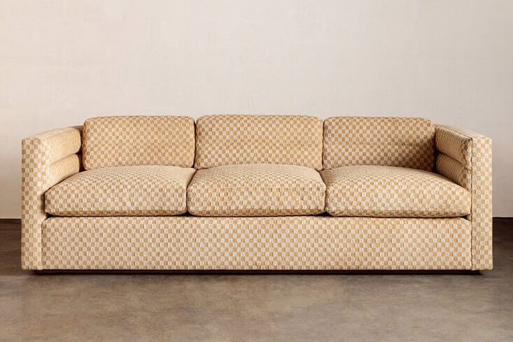 designer kelly wearstler&#8\2\17;s melrose sofa is shown in a neutral check 20