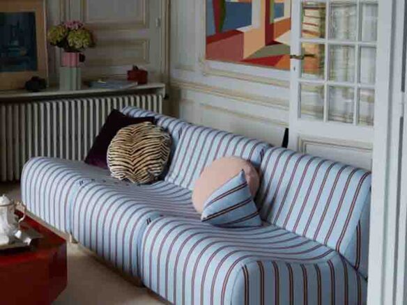 socialite family rotondo sofa stripe   1 584x438