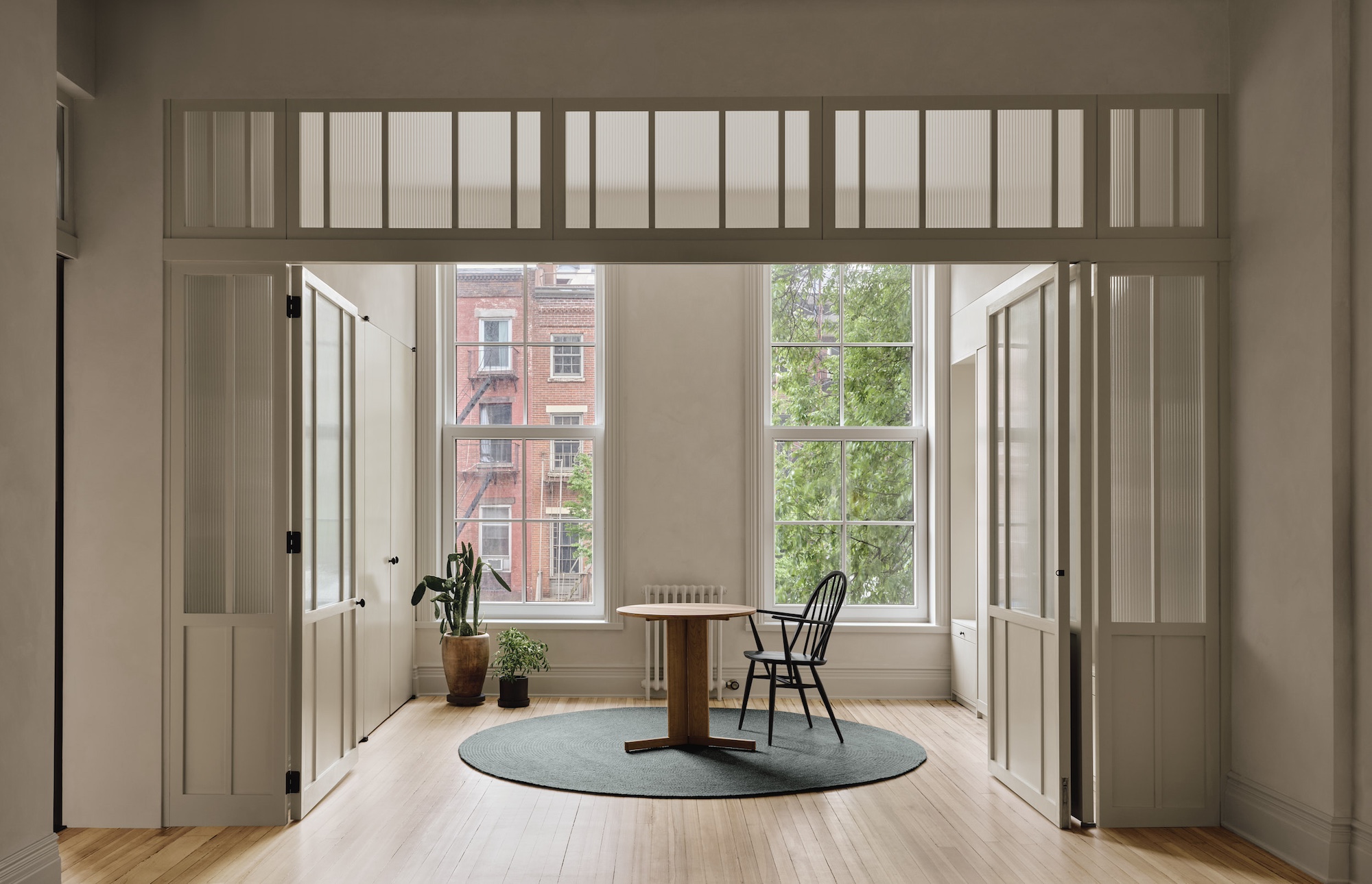 Bureau Tempo Adds Storage and Function to a Serene Apartment on Atlantic Avenue