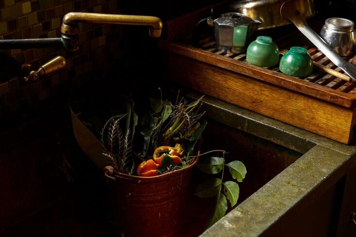 alice waters&#8\2\17; compost pail and wooden dish rack, coming (soon, we h 28