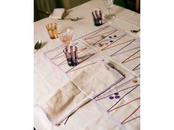 agazia backgammon tablecloth and napkins 13